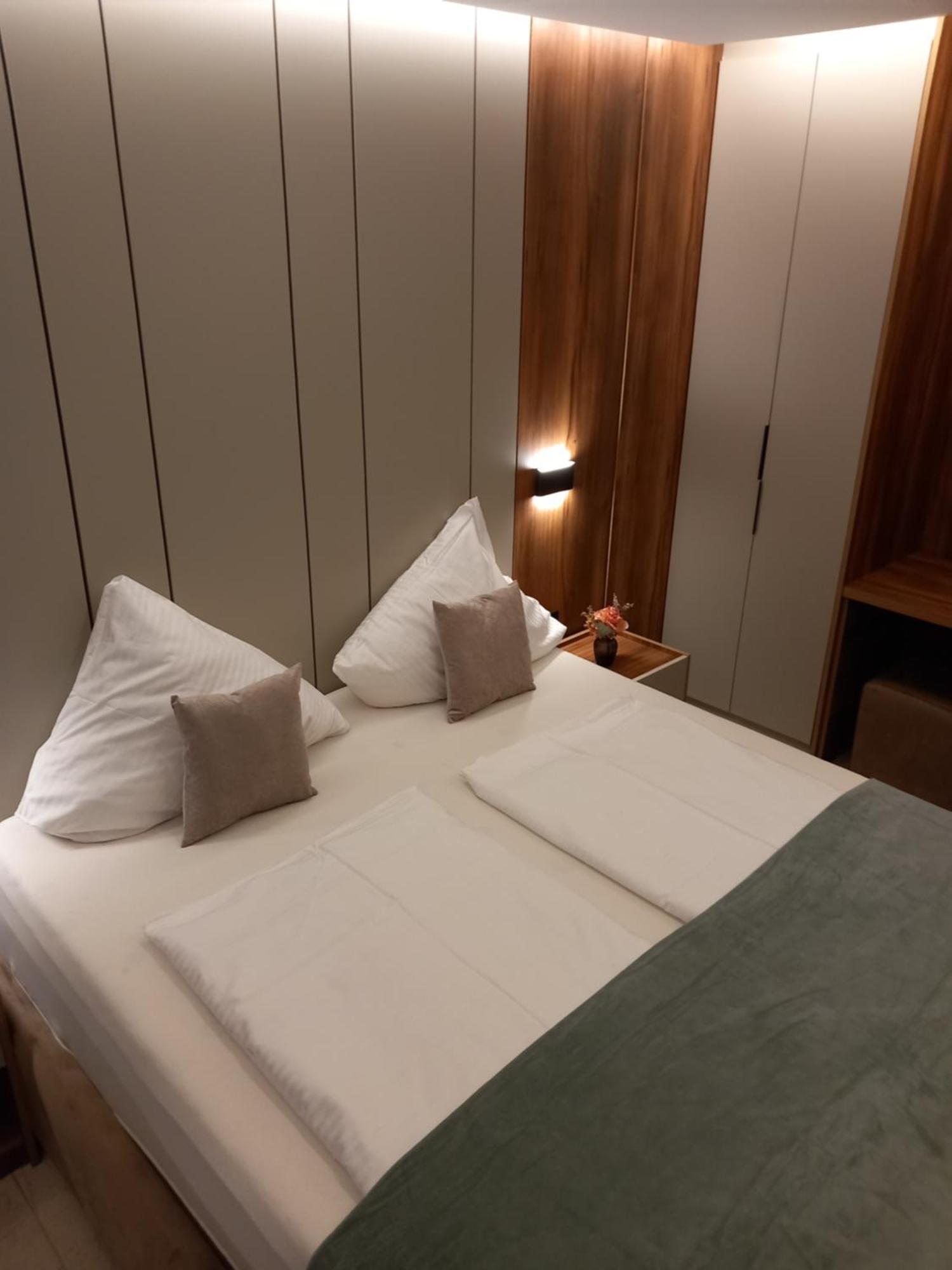 Hotel Hafez Bad Salzuflen Room photo