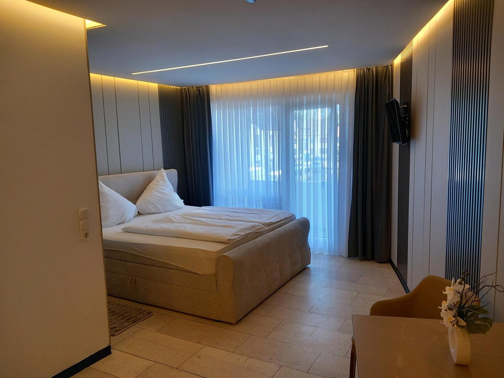 Hotel Hafez Bad Salzuflen Room photo